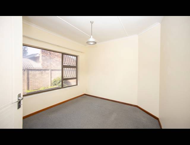3 BEDROOM TOWNHOUSE FOR SALE IN BEACON BAY